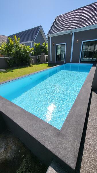 3x10 metre pool size