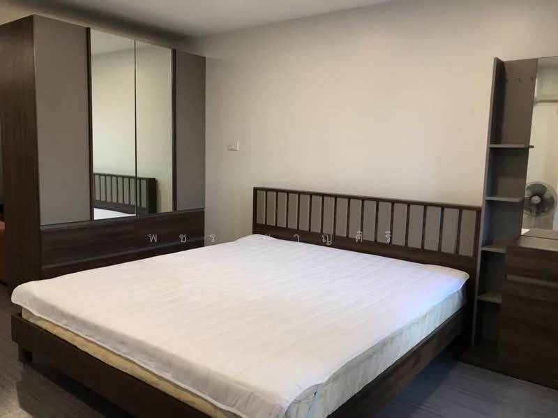 ITF Silom Palace, Bangkok, 160 Soi Naradhiwas Rajanagarindra 1, Suriyawong, Bang Rak, Bangkok, 1 Bedroom, 40 sqm, Condo For Rent, by พชร ชาญศิริ, 60018785 - DDproperty.com