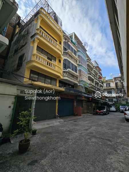 ขาย - ขายทาวน์เฮ้าส์ 4 ห้องนอน ในทำเล บางคอแหลม, กรุงเทพ