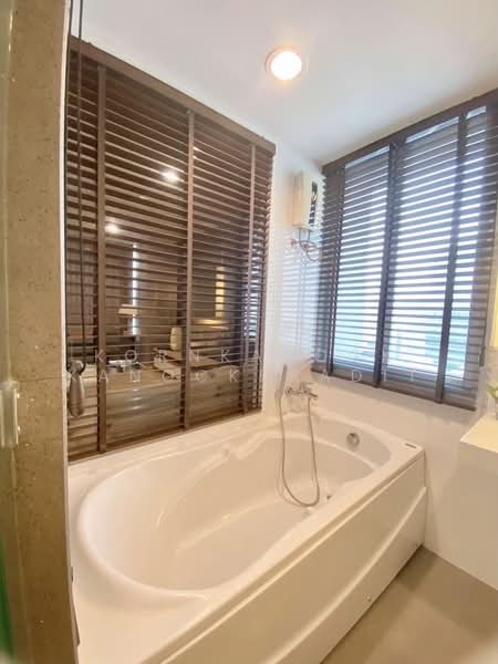 Rhythm Ratchada, Bangkok, 558 Ratchadaphisek Road, Samsen Nok, Huai Khwang, Bangkok, 2 Bedrooms, 74 sqm, Condo For Rent, by Kornkanock Kanockpradit, 60019105 - DDproperty.com