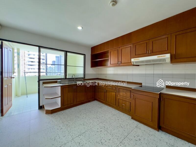 ให้เช่า - Le Chateau Mansion, กรุงเทพ