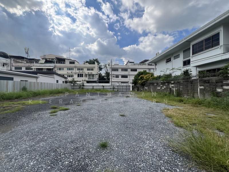 ที่ดินเปล่าอารีย์ ในซอยอารีย์สัมพันธ์ 1, Bangkok, Samsen Nai, Phaya Thai, Bangkok, , 672 sqm, Land For Rent, by Panthawan Keeratithavornanan, 60019728 - DDproperty.com