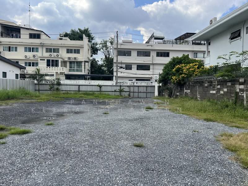 ที่ดินเปล่าอารีย์ ในซอยอารีย์สัมพันธ์ 1, Bangkok, Samsen Nai, Phaya Thai, Bangkok, , 672 sqm, Land For Rent, by Panthawan Keeratithavornanan, 60019728 - DDproperty.com