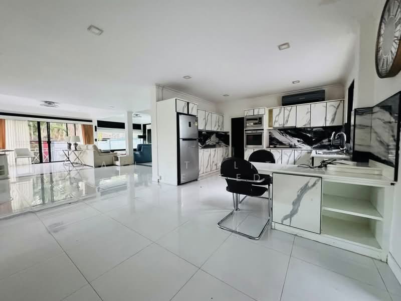 Jomtien Beach, Chon Buri (Pattaya), Nong Pru, Bang Lamung (Pattaya), Chon Buri (Pattaya), 4 Bedrooms, 450 sqm, Villa For Rent, by A LIST ELITE SELECTED, 60019814 - DDproperty.com