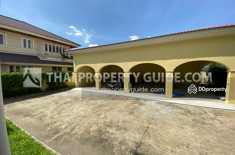 ให้เช่า - House with Private Pool in New Petchburi, กรุงเทพ
