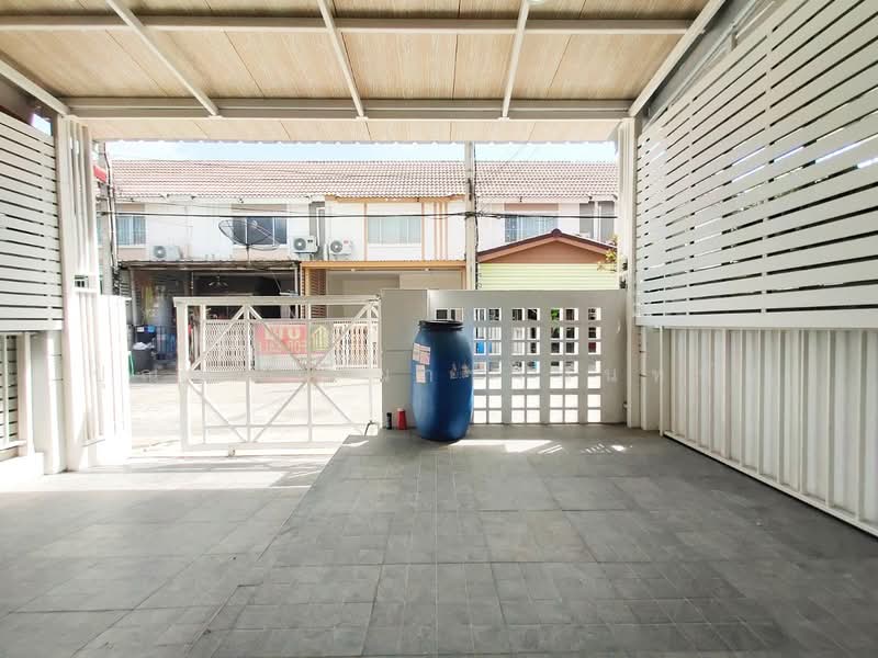 Baan Pruksa 74/1 Srinakarin-Thepharak : บ้านพฤกษา 74/1 ศรีนครินทร์-เทพารักษ์, สมุทรปราการ, ถนนศรีนครินทร์, บางเมือง, เมืองสมุทรปราการ, สมุทรปราการ, 87 ตร.ม., ทาวน์เฮ้าส์ ขาย, โดย ปุณณภา นารานนทชัย, 60020264 - DDproperty.com
