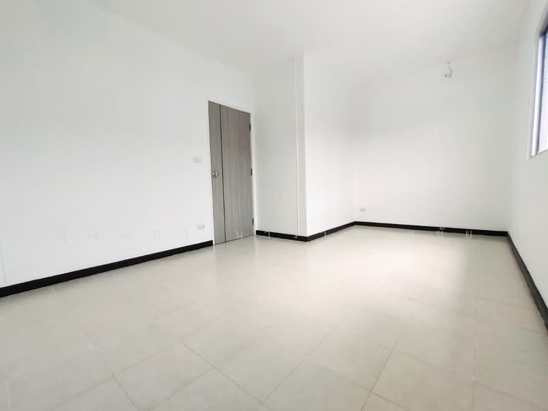 Baan Pruksa 74/1 Srinakarin-Thepharak, Samut Prakan, Srinakarin Road, Bang Mueng, Muang Samut Prakarn, Samut Prakan, 3 Bedrooms, 87 sqm, Townhouse For Sale, by ปุณณภา นารานนทชัย, 60020264 - DDproperty.com