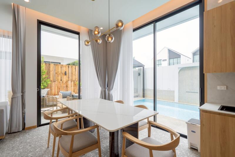2R0905 Pool villa for rent 4 bedroom 4 bathroom 135,000/month at cherngtalay have fully furnished, ภูเก็ต, เชิงทะเล, ถลาง, ภูเก็ต, 300 ตร.ม., วิลล่า ให้เช่า, โดย PK LIFE Property, 60020662 - DDproperty.com