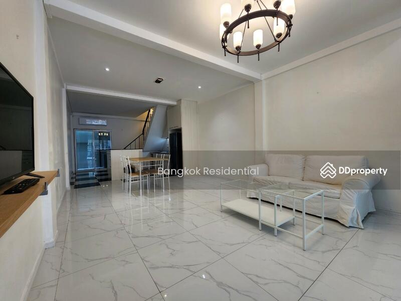 For Rent - Townhouse, Bangkok