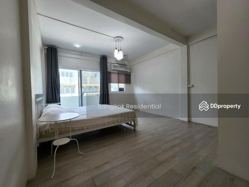 For Rent - Townhouse, Bangkok