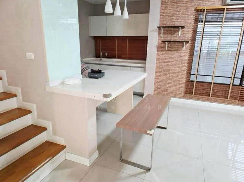 Mantana Lake Watcharapol, Bangkok, Sukhaphiban 5 Road, O-Ngoen, Sai Mai, Bangkok, 5 Bedrooms, 300 sqm, Single Detached House For Sale, by Amwika Karoonsombat, 60020927 - DDproperty.com