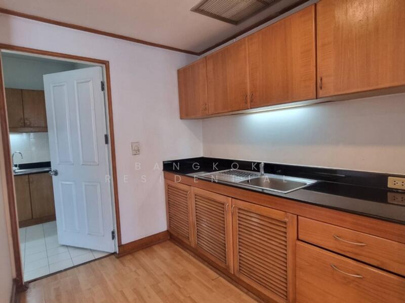 Baan Thai Living Ekkamai, Bangkok, 40 Soi Pridi Banomyong 31, Khlong Tan Nua, Watthana, Bangkok, 4 Bedrooms, 332 sqm, Condo For Rent, by Bangkok Residential, 60021375 - DDproperty.com