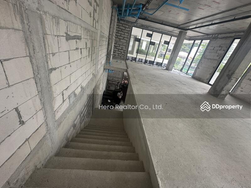 For Rent - For Rent Bangkok Retail Space Narathiwas Sathorn BTS Chong Nonsi BRE25235, Bangkok