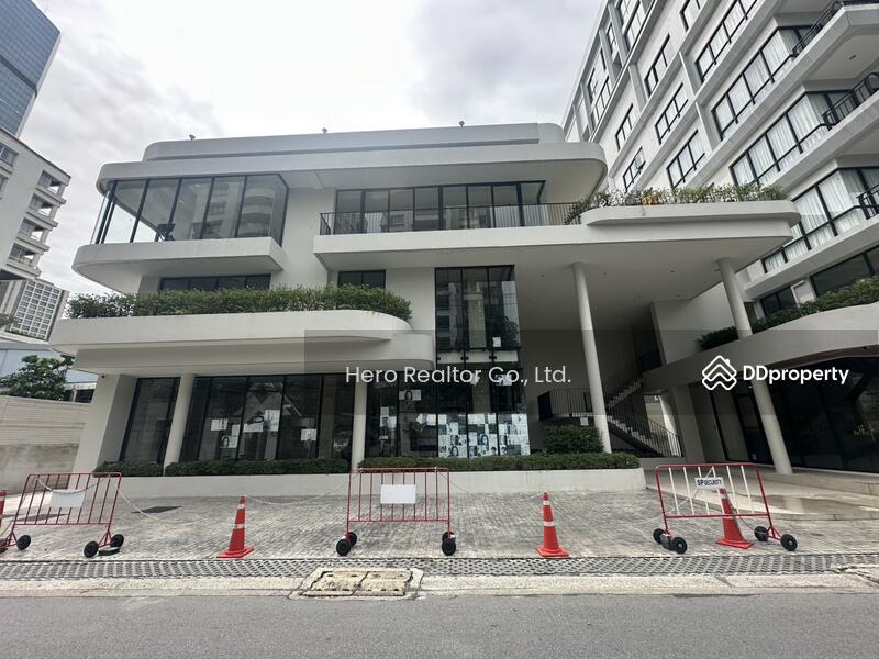 For Rent - For Rent Bangkok Retail Space Narathiwas Sathorn BTS Chong Nonsi BRE25235, Bangkok