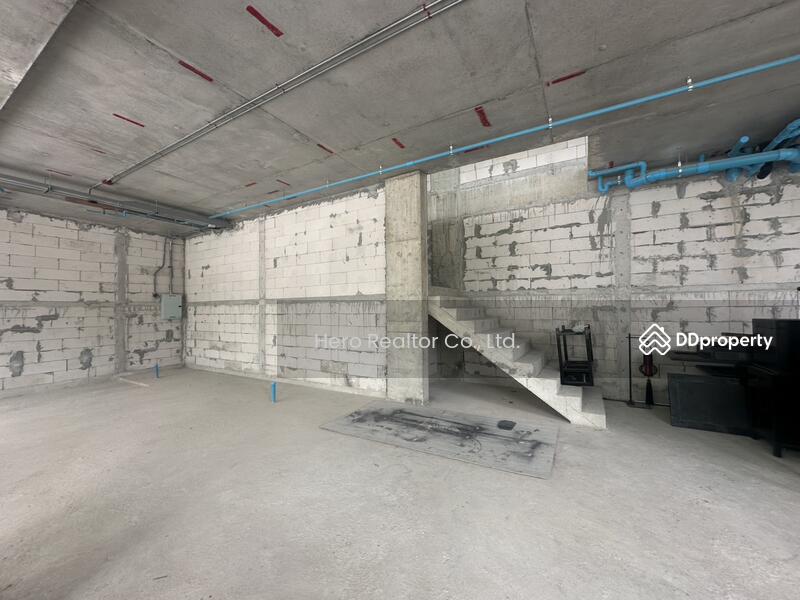 For Rent - For Rent Bangkok Retail Space Narathiwas Sathorn BTS Chong Nonsi BRE25235, Bangkok