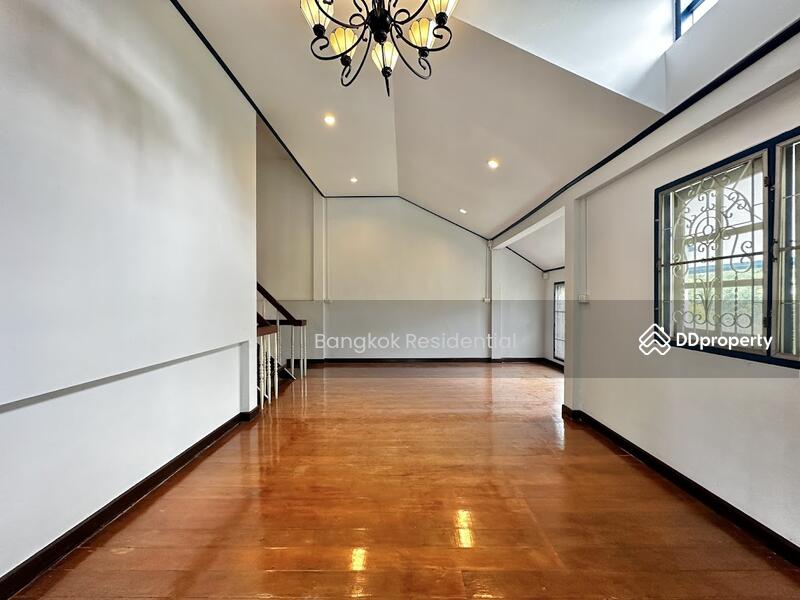 For Rent - Detached House, Bangkok