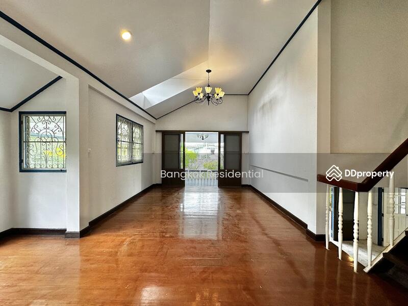 For Rent - Detached House, Bangkok