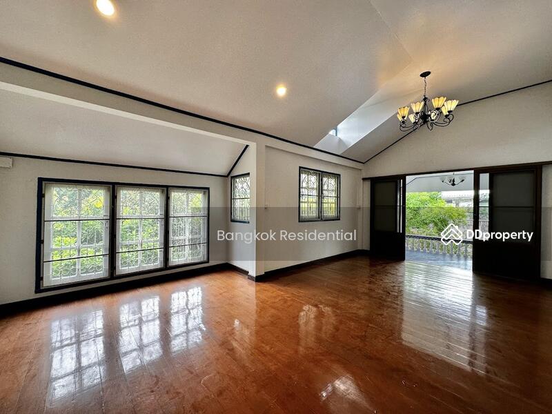 For Rent - Detached House, Bangkok
