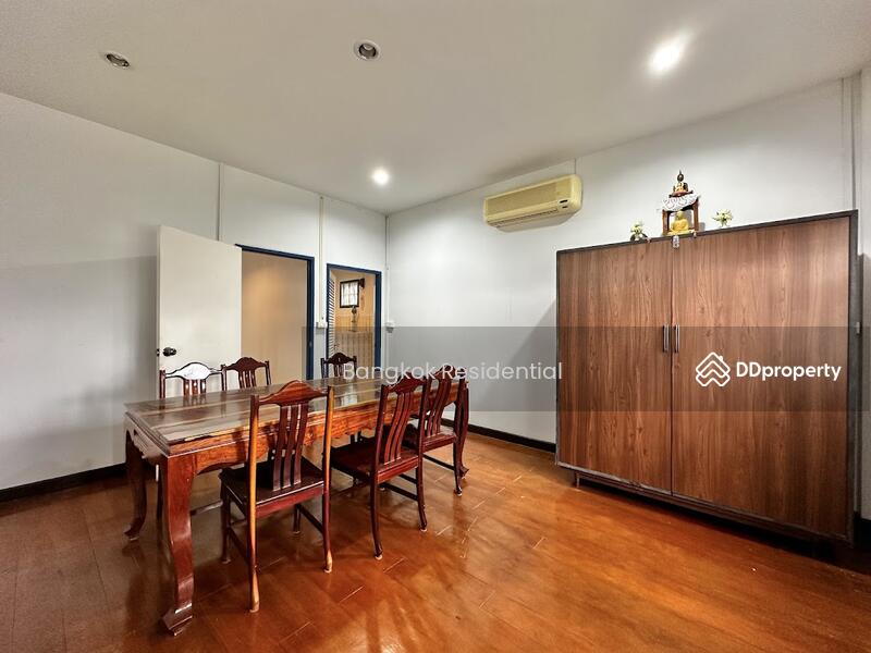For Rent - Detached House, Bangkok