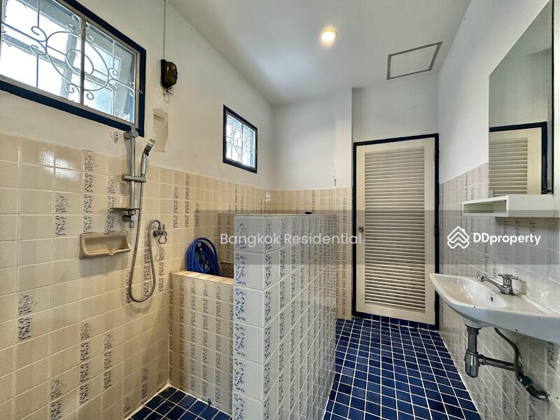 For Rent - Detached House, Bangkok