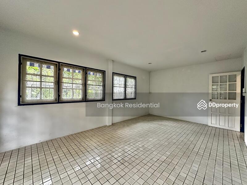 For Rent - Detached House, Bangkok