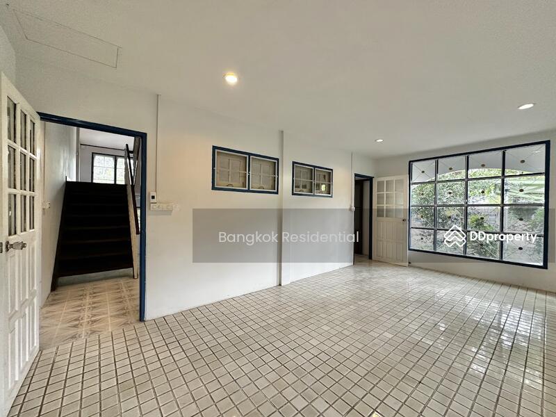 For Rent - Detached House, Bangkok