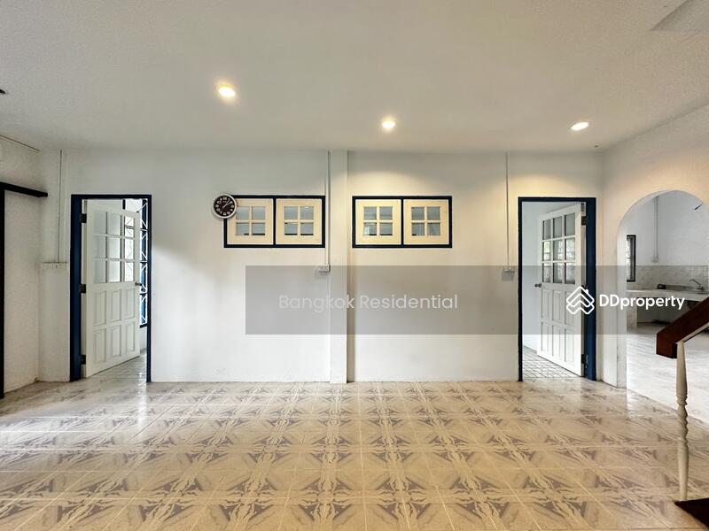 For Rent - Detached House, Bangkok