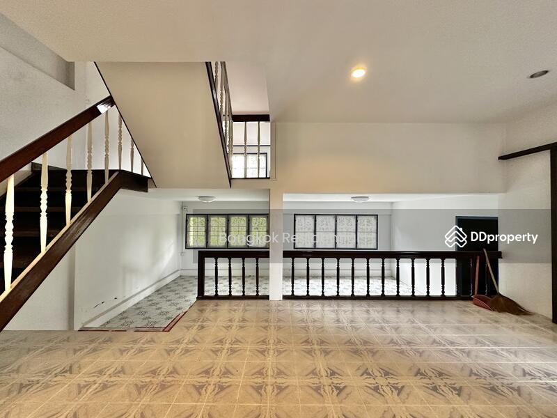 For Rent - Detached House, Bangkok