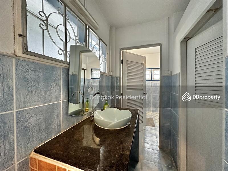 For Rent - Detached House, Bangkok