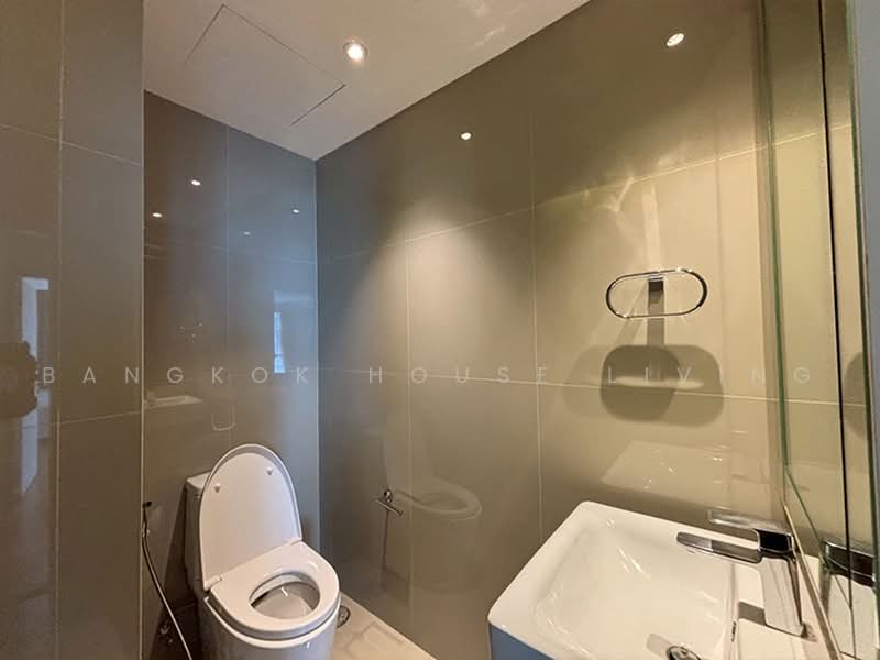Bio House, Bangkok, 55 Soi Phrom Chit, Khlong Tan Nua, Watthana, Bangkok, 3 Bedrooms, 242 sqm, Condo For Rent, by Bangkok House Living, 60021790 - DDproperty.com