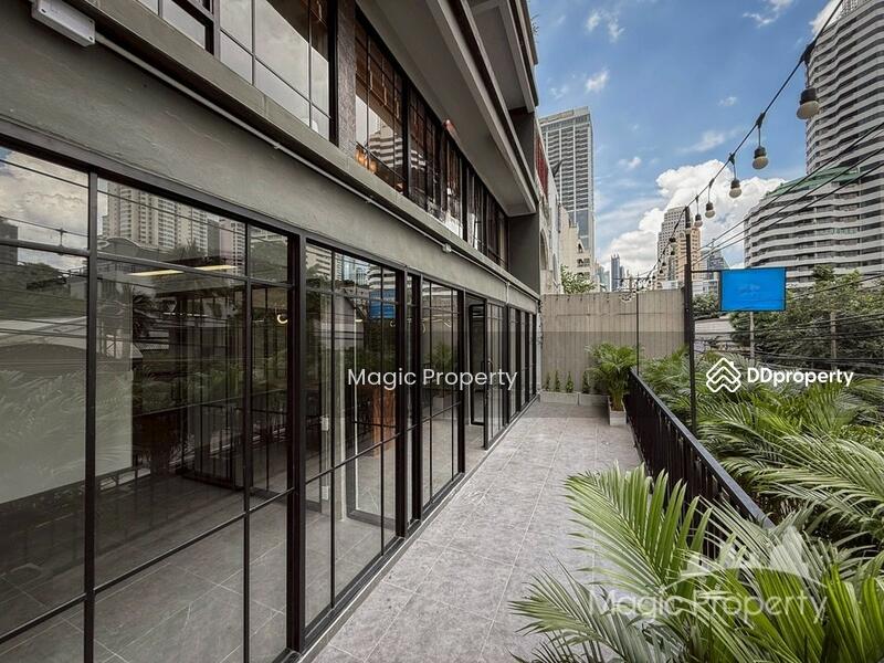 For Rent - Loft-style Office/ Retail space for Rent in Asoke, Bangkok