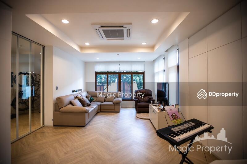 For Rent - Sirithawara Village, Bangkok