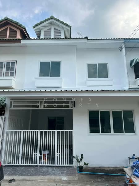 Moobaan Narisara Rangsit-Khlong 11 : หมู่บ้าน นริศรา รังสิต-คลอง 11, ปทุมธานี, ถ.รังสิต-นครนายก คลอง 11, บึงน้ำรักษ์, ธัญบุรี, ปทุมธานี, 145 ตร.ม., ทาวน์เฮ้าส์ ขาย, โดย Connex Property, 60022028 - DDproperty.com