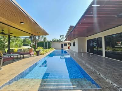 ขาย - Bang Saray Luxury Pool Villa, ชลบุรี