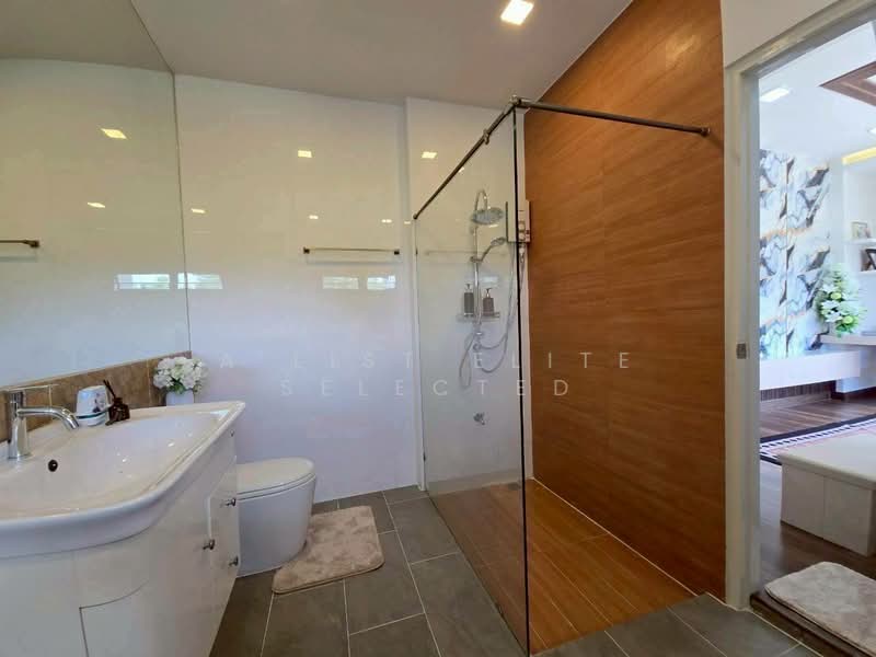 Uraiwan Grand Villa, Chon Buri (Pattaya), Thungklom-Tanman Road 9, Nong Pru, Bang Lamung (Pattaya), Chon Buri (Pattaya), 3 Bedrooms, 288 sqm, Single Detached House For Sale, by A LIST ELITE SELECTED, 60022400 - DDproperty.com