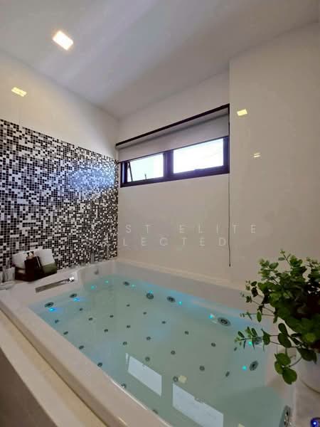 Uraiwan Grand Villa : อุไรวรรณ แกรนด์ วิลล่า, ชลบุรี, ถนนทุ่งกลม-ตาลหมัน 9, หนองปรือ, บางละมุง, ชลบุรี, 288 ตร.ม., บ้านเดี่ยว ขาย, โดย A LIST ELITE SELECTED, 60022400 - DDproperty.com