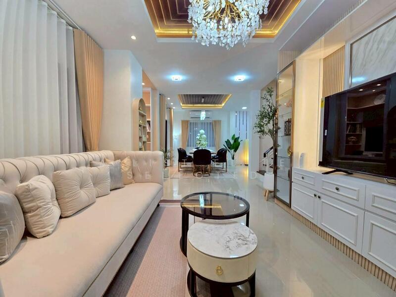 Uraiwan Grand Villa, Chon Buri (Pattaya), Thungklom-Tanman Road 9, Nong Pru, Bang Lamung (Pattaya), Chon Buri (Pattaya), 3 Bedrooms, 288 sqm, Single Detached House For Sale, by A LIST ELITE SELECTED, 60022400 - DDproperty.com