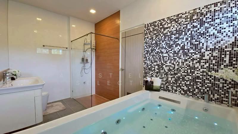 Uraiwan Grand Villa, Chon Buri (Pattaya), Thungklom-Tanman Road 9, Nong Pru, Bang Lamung (Pattaya), Chon Buri (Pattaya), 3 Bedrooms, 288 sqm, Single Detached House For Sale, by A LIST ELITE SELECTED, 60022400 - DDproperty.com