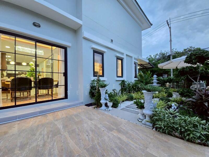 Uraiwan Grand Villa : อุไรวรรณ แกรนด์ วิลล่า, ชลบุรี, ถนนทุ่งกลม-ตาลหมัน 9, หนองปรือ, บางละมุง, ชลบุรี, 288 ตร.ม., บ้านเดี่ยว ขาย, โดย A LIST ELITE SELECTED, 60022400 - DDproperty.com