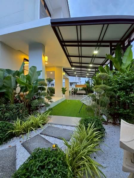 Uraiwan Grand Villa, Chon Buri (Pattaya), Thungklom-Tanman Road 9, Nong Pru, Bang Lamung (Pattaya), Chon Buri (Pattaya), 3 Bedrooms, 288 sqm, Single Detached House For Sale, by A LIST ELITE SELECTED, 60022400 - DDproperty.com