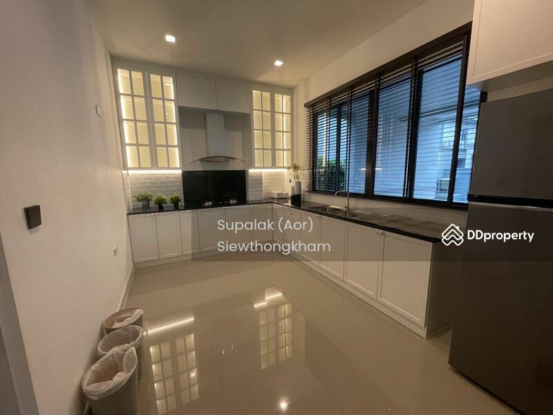 For Rent - Grand Bangkok Boulevard Krungthepkritha, Bangkok