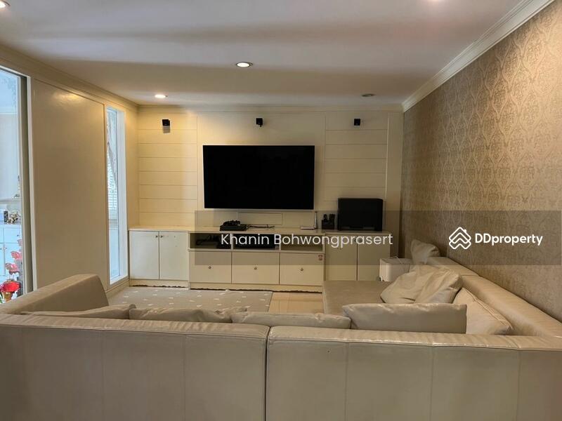 ขาย - 4-Br House near BTS Bang Chak, กรุงเทพ