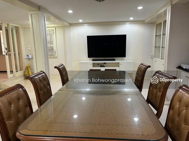 ขาย - 4-Br House near BTS Bang Chak, กรุงเทพ
