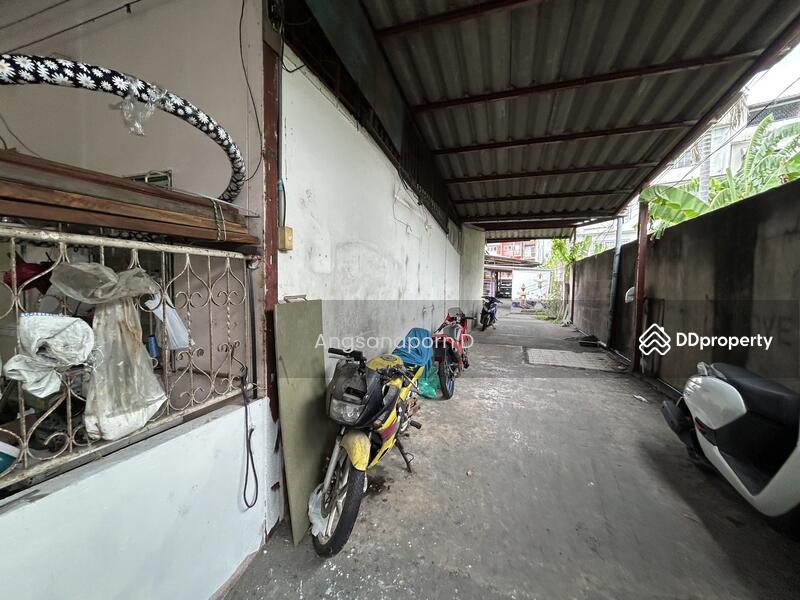 For Sale - ที่ดินเปล่าติดถนน ลาดพร้าววังหิน 463 ตารางวา ใกล้ โรงพยาบาลเปาโลโชคชัย 4, Bangkok