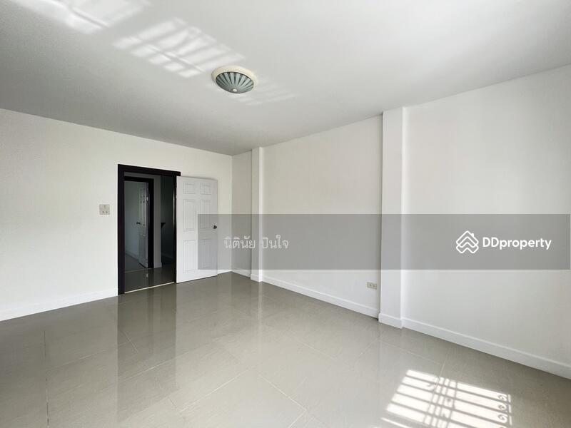 ขาย - UJ Townhome, ชลบุรี