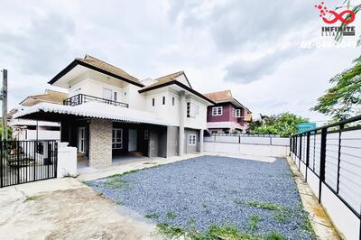 ขาย - ขายบ้านเดี่ยว 2 ชั้น หลังริม พร้อมอยู่ หมู่บ้านสินบดี ใกล้ราชพฤกษ์ บางบัวทอง, นนทบุรี