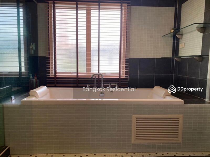 For Rent - Detached House, Bangkok
