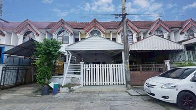 ขาย - บ้านเพชรไพลินวิลล์ ซอยพระยาสุเรนทร์ 30, กรุงเทพ