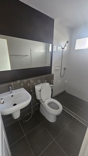 Indy Prachauthit 90, Samut Prakan, Soi Pracha Uthit 90, Pracha Uthit Road, Nai Khlong Bang Pla Kot, Phra Samut Jadee, Samut Prakan, 2 Bedrooms, 77 sqm, Townhouse For Sale, by Bongkoch Rattanavichai, 60024618 - DDproperty.com