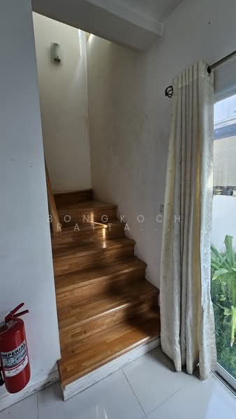 Indy Prachauthit 90 : อินดี้ ประชาอุทิศ 90, สมุทรปราการ, ซอยประชาอุทิศ 90 ถนนประชาอุทิศ, ในคลองบางปลากด, พระสมุทรเจดีย์, สมุทรปราการ, 77 ตร.ม., ทาวน์เฮ้าส์ ขาย, โดย Bongkoch Rattanavichai, 60024618 - DDproperty.com